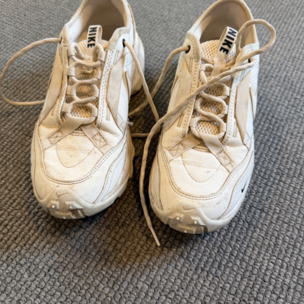 Nike sneakers - Picture 5 of 5